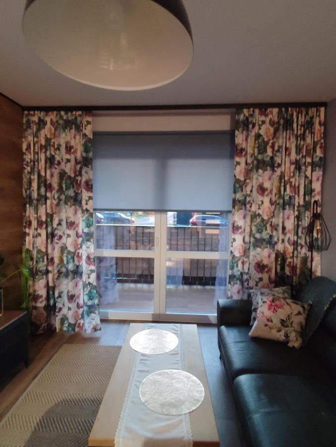 Lux Apartament Odkryj - Bieszczady Устрики-Долішні Екстер'єр фото